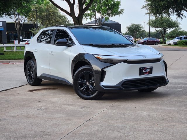 2024 Toyota bZ4X XLE