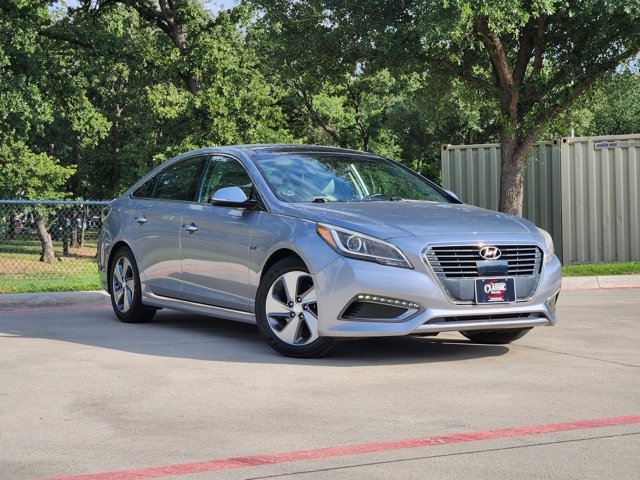 2017 Hyundai SONATA Hybrid Limited