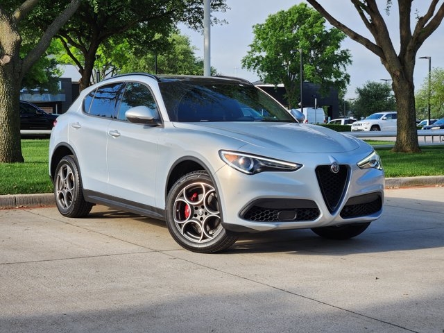 2022 Alfa Romeo Stelvio Sprint
