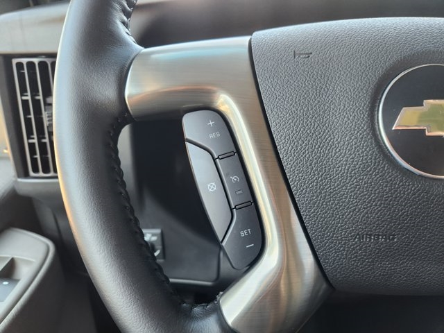2023 Chevrolet Express 3500