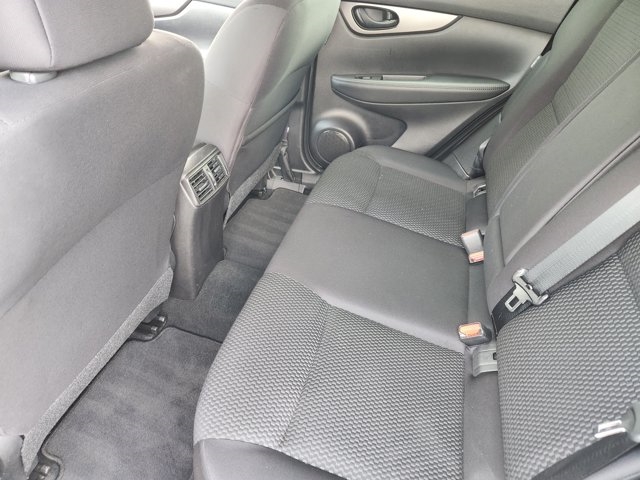 2022 Nissan Rogue Sport S