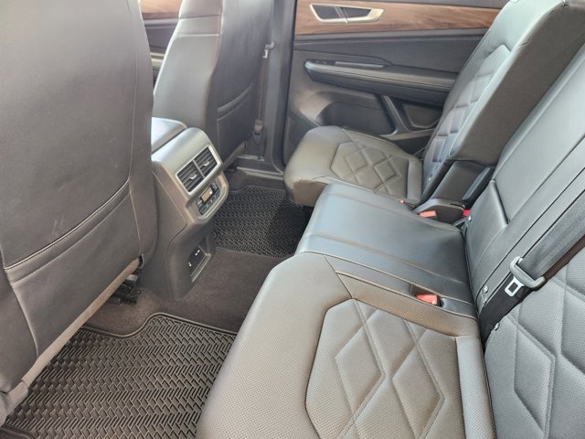 2024 Volkswagen Atlas SE
