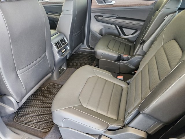 2025 Volkswagen Atlas SEL 4Motion