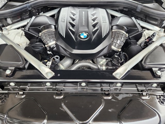 2022 BMW X5 M50i
