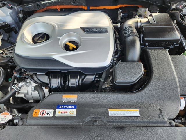 2017 Hyundai SONATA Hybrid Limited