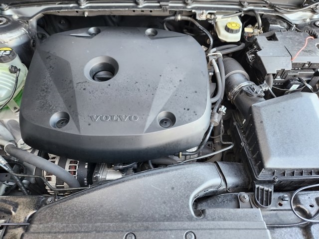 2019 Volvo XC40 T5 Momentum