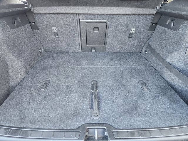 2019 Volvo XC40 T5 Momentum