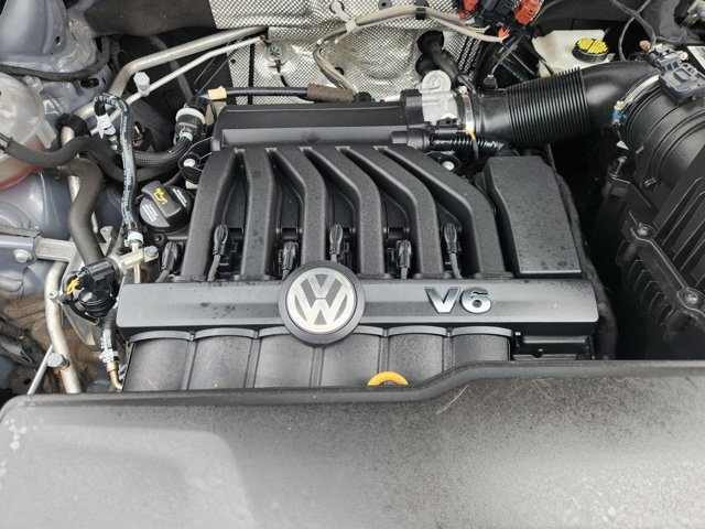 2022 Volkswagen Atlas Cross Sport V6 SEL R-Line 4Motion