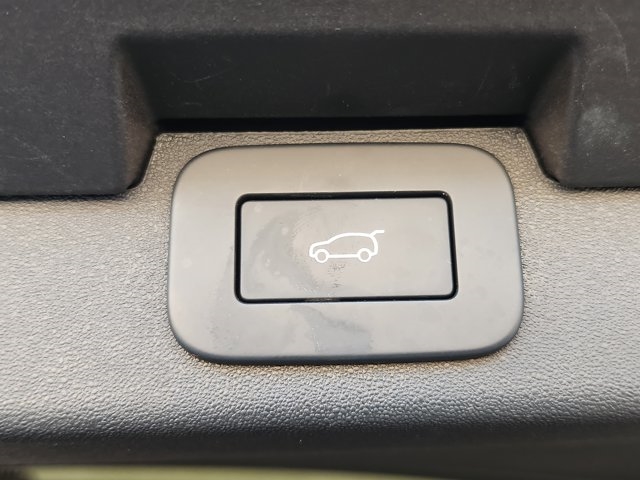 2024 Land Rover Discovery P300 Dynamic SE