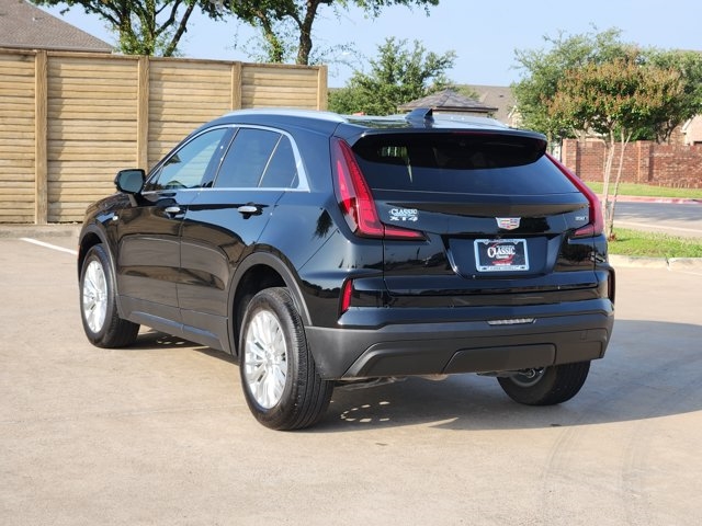 2024 Cadillac XT4 Luxury