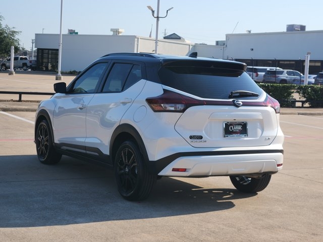 2024 Nissan Kicks SR