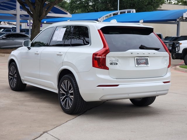 2022 Volvo XC90 T5 Momentum