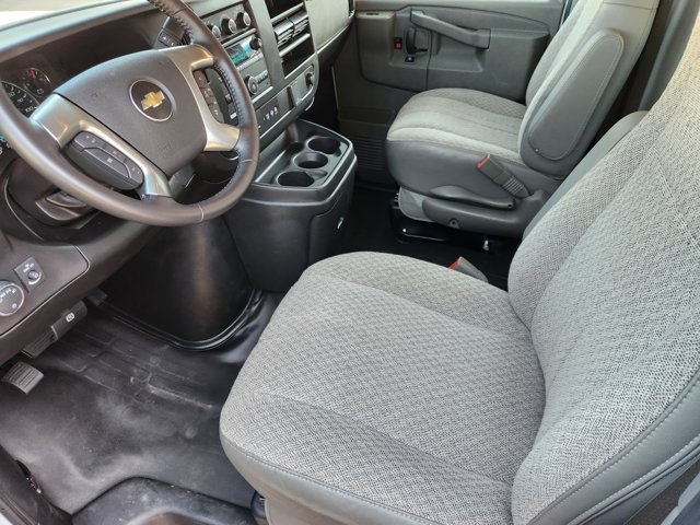 2023 Chevrolet Express 3500