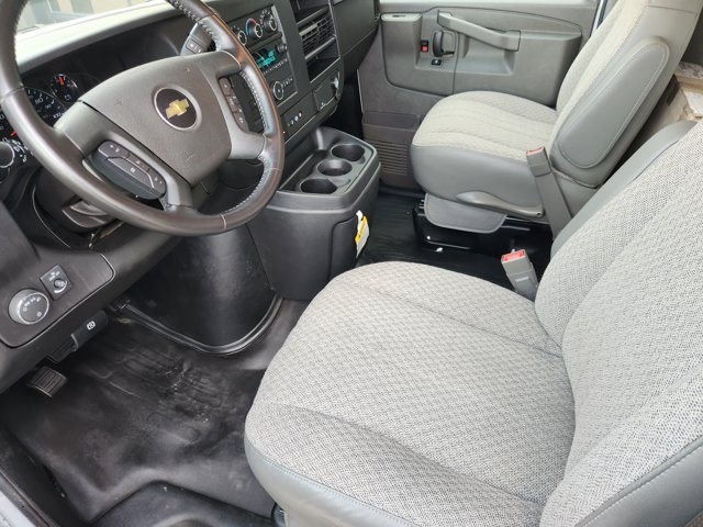 2023 Chevrolet Express 3500