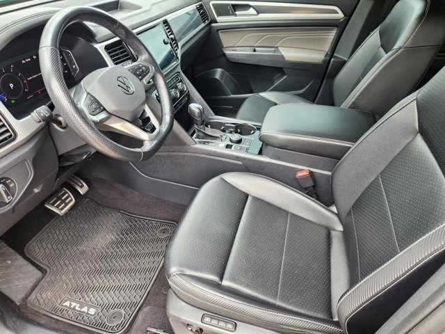 2022 Volkswagen Atlas Cross Sport V6 SEL R-Line 4Motion