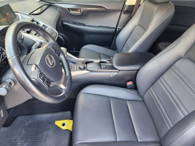2017 Lexus NX 200t 