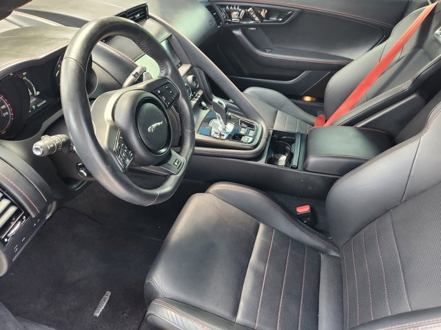 2019 Jaguar F-TYPE R