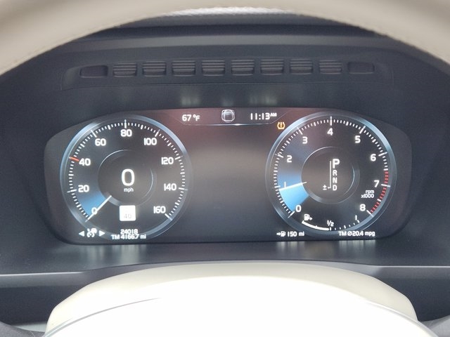 2022 Volvo XC90 T5 Momentum