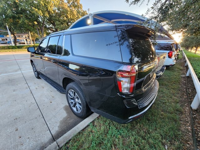 2024 Chevrolet Suburban LT