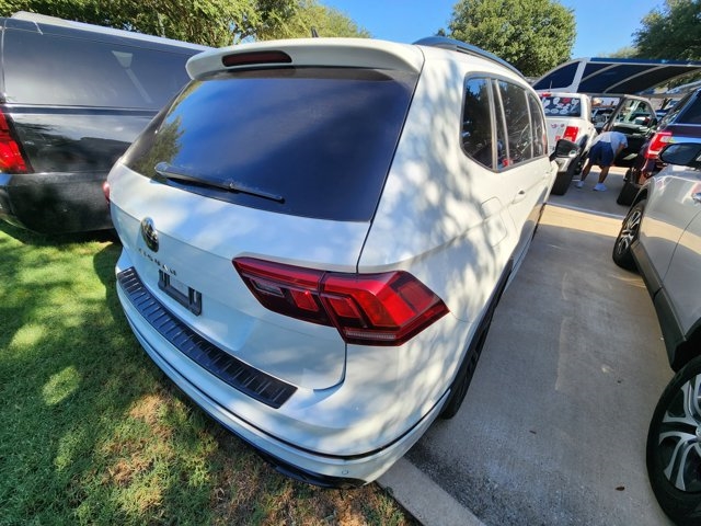 2023 Volkswagen Tiguan SE R-Line Black