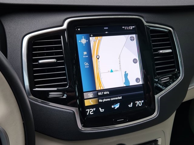 2022 Volvo XC90 T5 Momentum