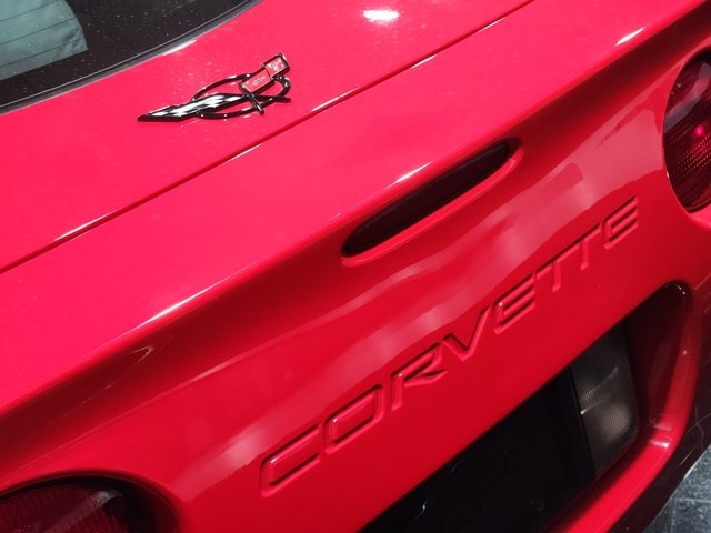 2004 Chevrolet Corvette 