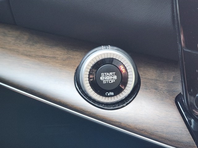 2022 Jeep Grand Wagoneer Series II