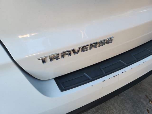 2017 Chevrolet Traverse LS