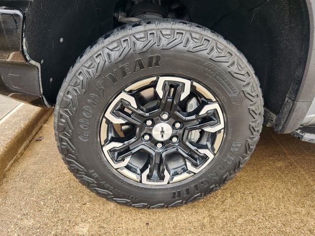 2023 Chevrolet Silverado 1500 ZR2