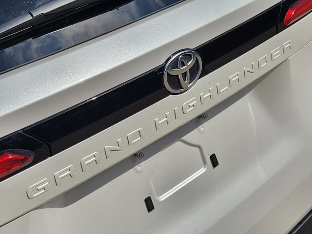 2024 Toyota Grand Highlander Platinum