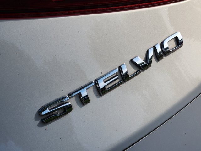 2022 Alfa Romeo Stelvio Sprint