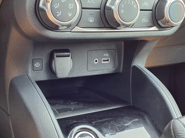 2023 Nissan Versa SV
