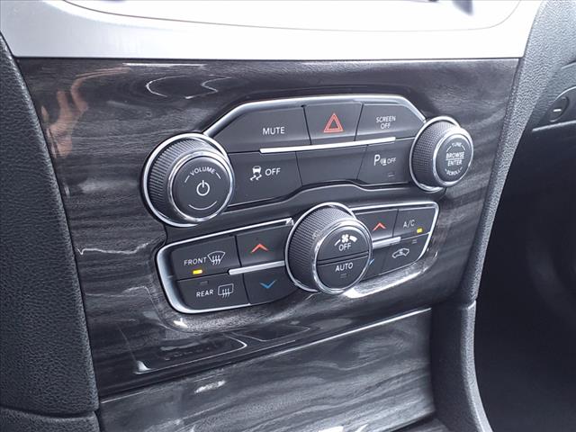 2022 Chrysler 300 Touring L