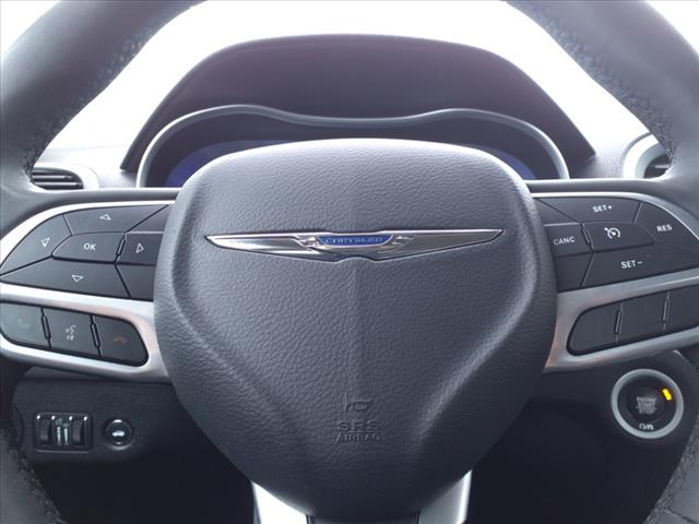 2022 Chrysler 300 Touring L