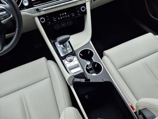 2024 Genesis G70 2.5T Standard