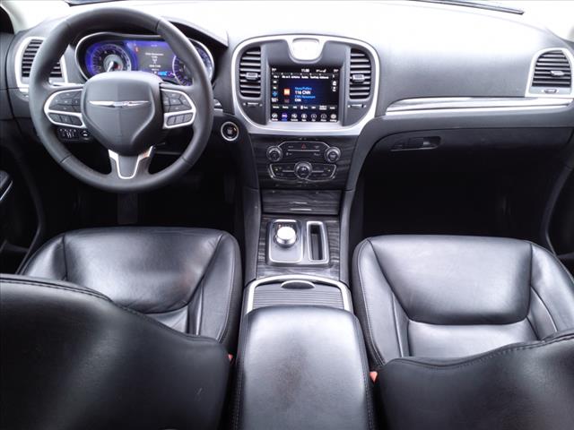2022 Chrysler 300 Touring L