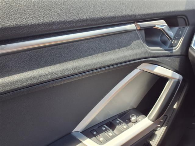 2023 Audi Q3 quattro S line Premium 45 TFSI