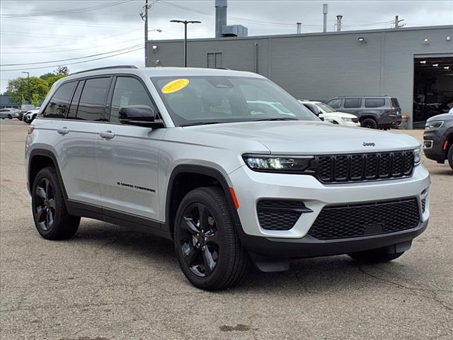 2024 Jeep Grand Cherokee Altitude