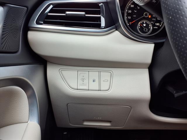 2024 Genesis G70 2.5T Standard