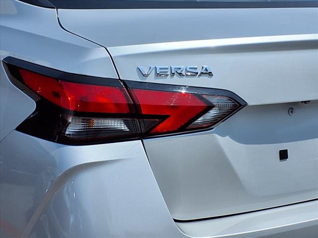 2023 Nissan Versa SV