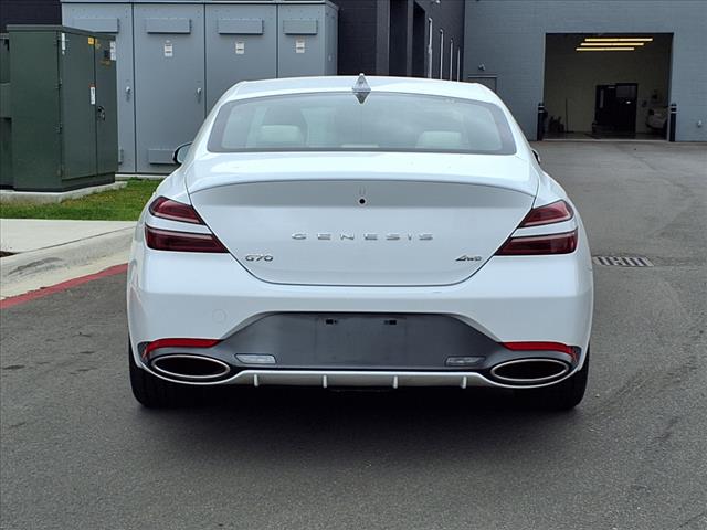 2024 Genesis G70 2.5T Standard