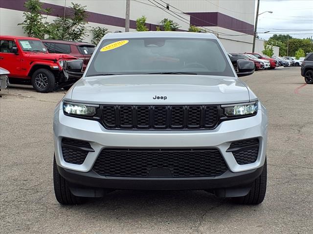 2024 Jeep Grand Cherokee Altitude