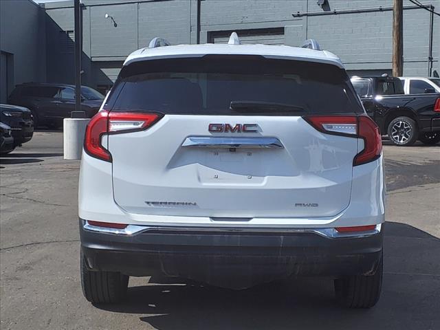 2024 GMC Terrain SLT