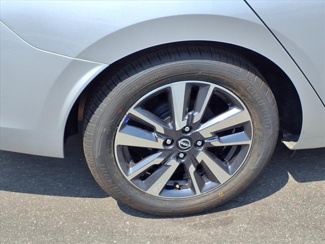 2023 Nissan Versa SV