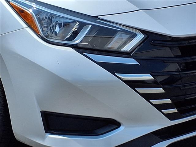 2023 Nissan Versa SV