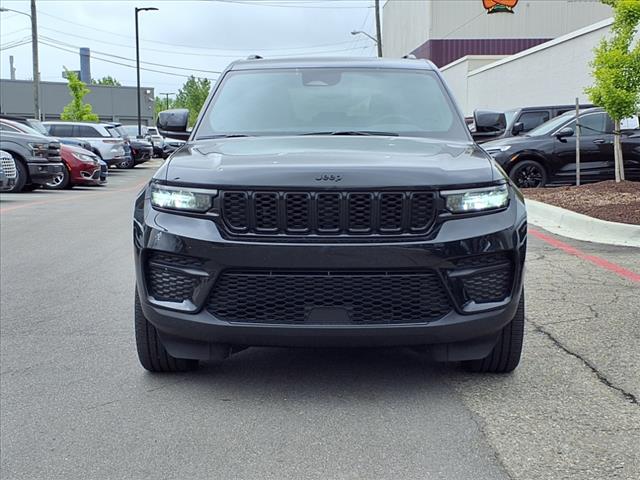 2023 Jeep Grand Cherokee Laredo
