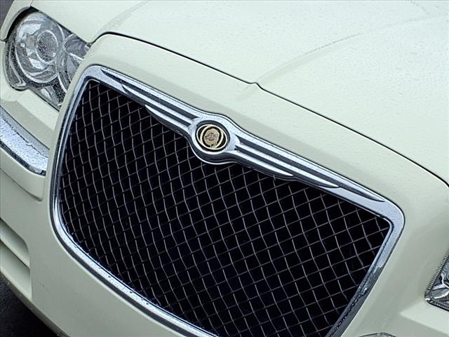 2010 Chrysler 300 C HEMI