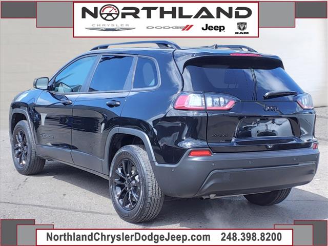 2023 Jeep Cherokee Altitude Lux