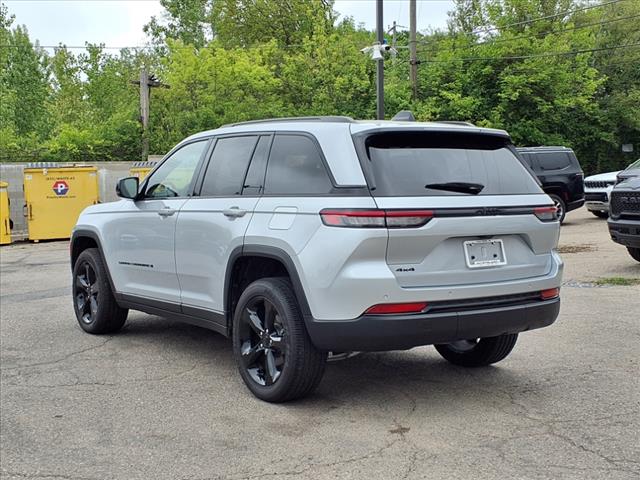 2024 Jeep Grand Cherokee Altitude
