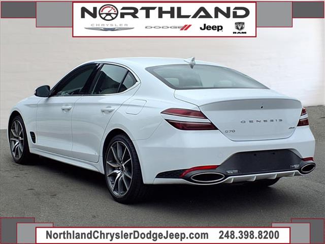 2024 Genesis G70 2.5T Standard